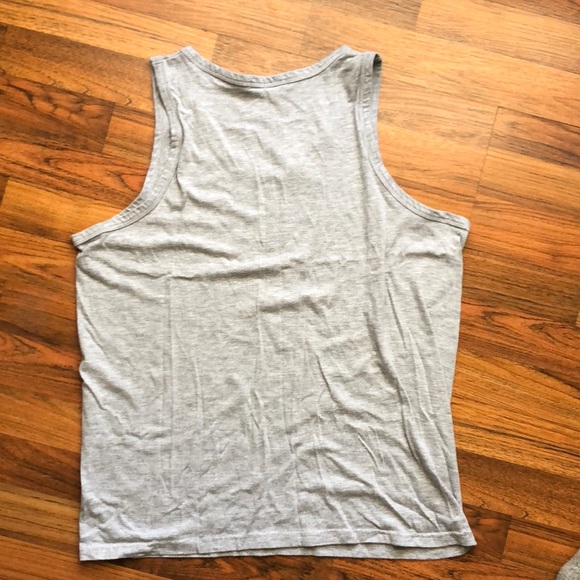 Raptors tank any  2/$15 - Picture 3 of 3